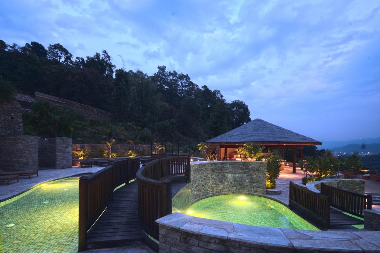 Dorje'S Resort And Spa Похара Екстериор снимка