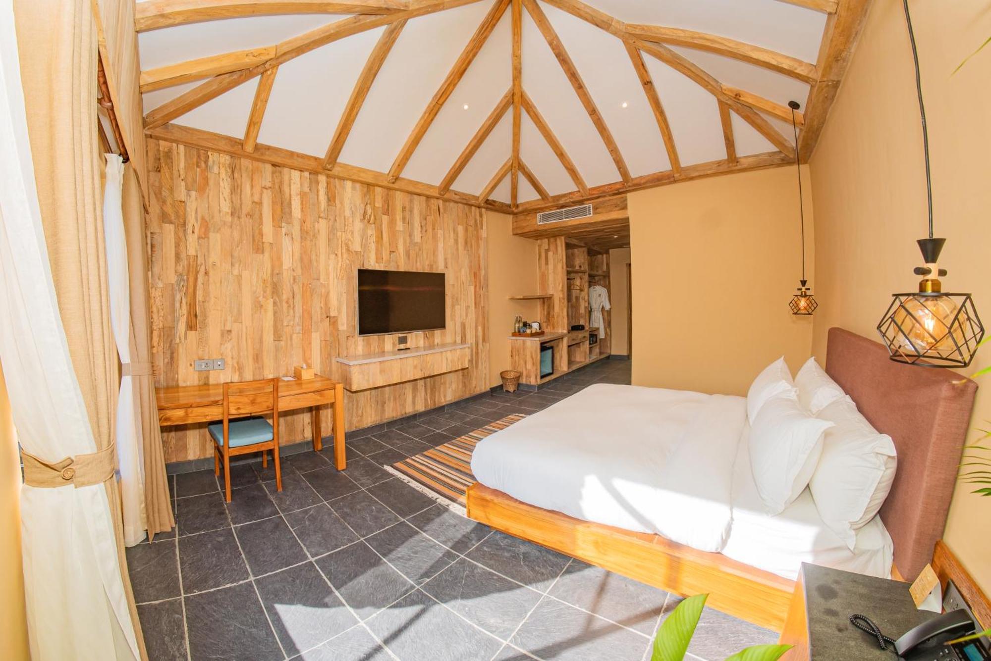 Dorje'S Resort And Spa Похара Екстериор снимка