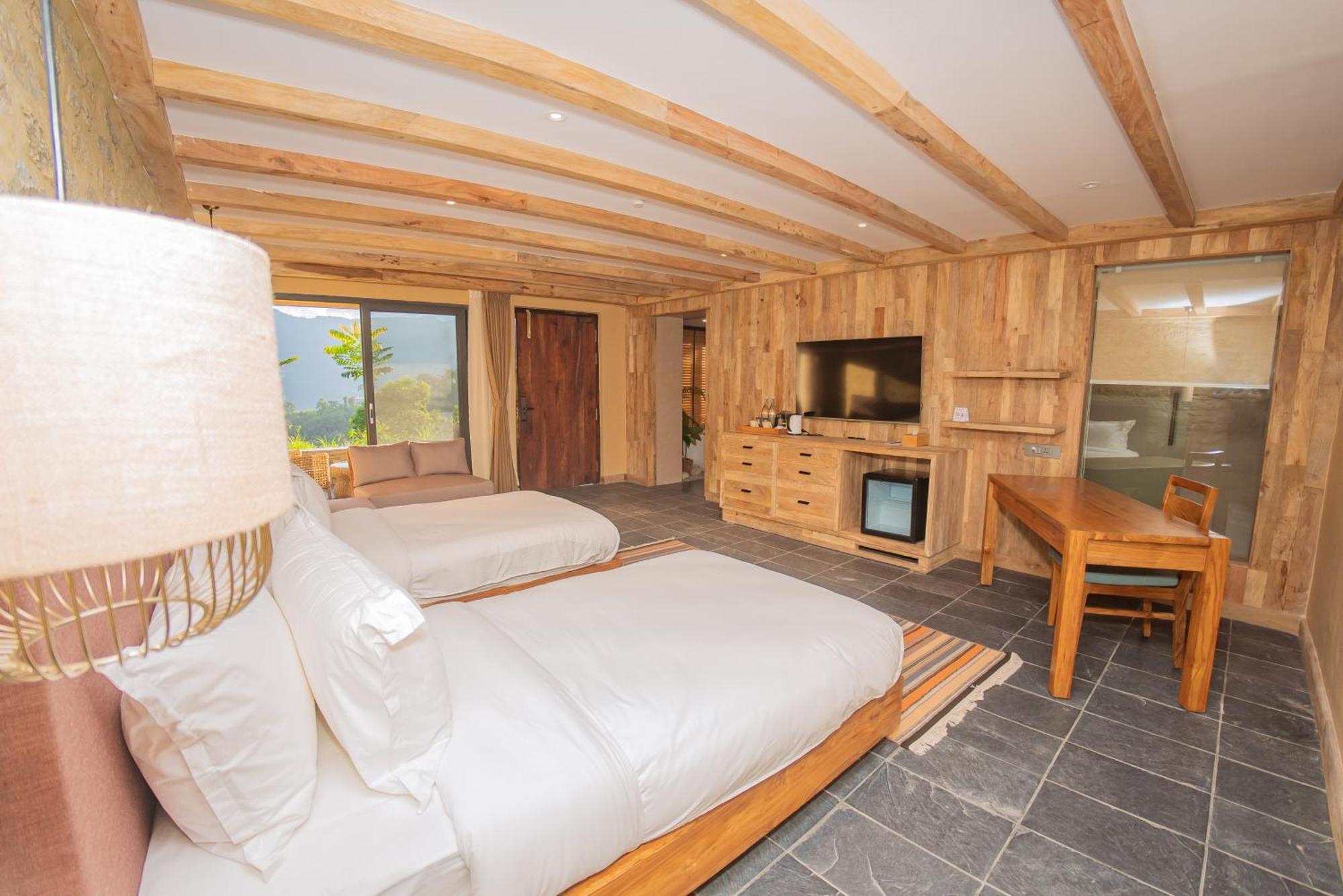 Dorje'S Resort And Spa Похара Екстериор снимка