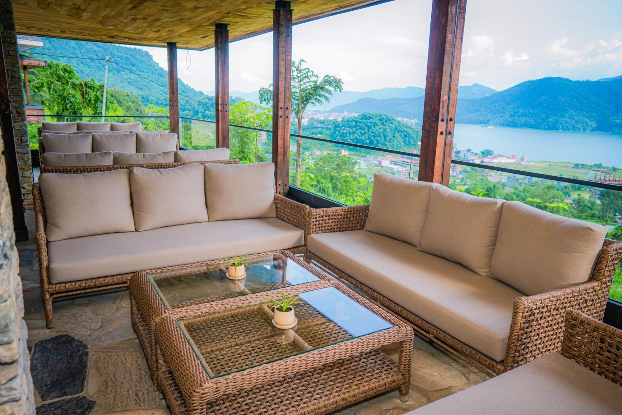 Dorje'S Resort And Spa Похара Екстериор снимка