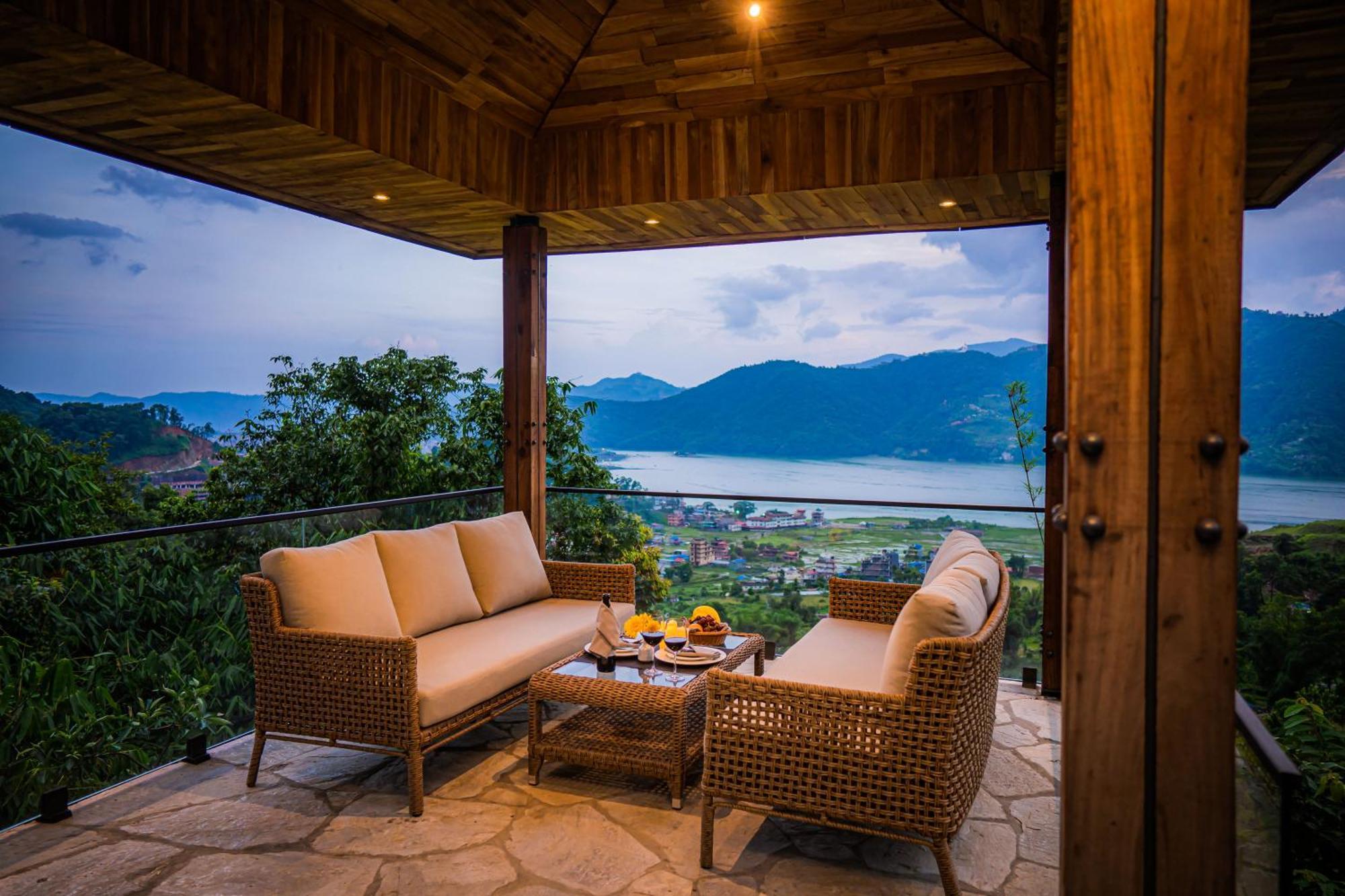 Dorje'S Resort And Spa Похара Екстериор снимка