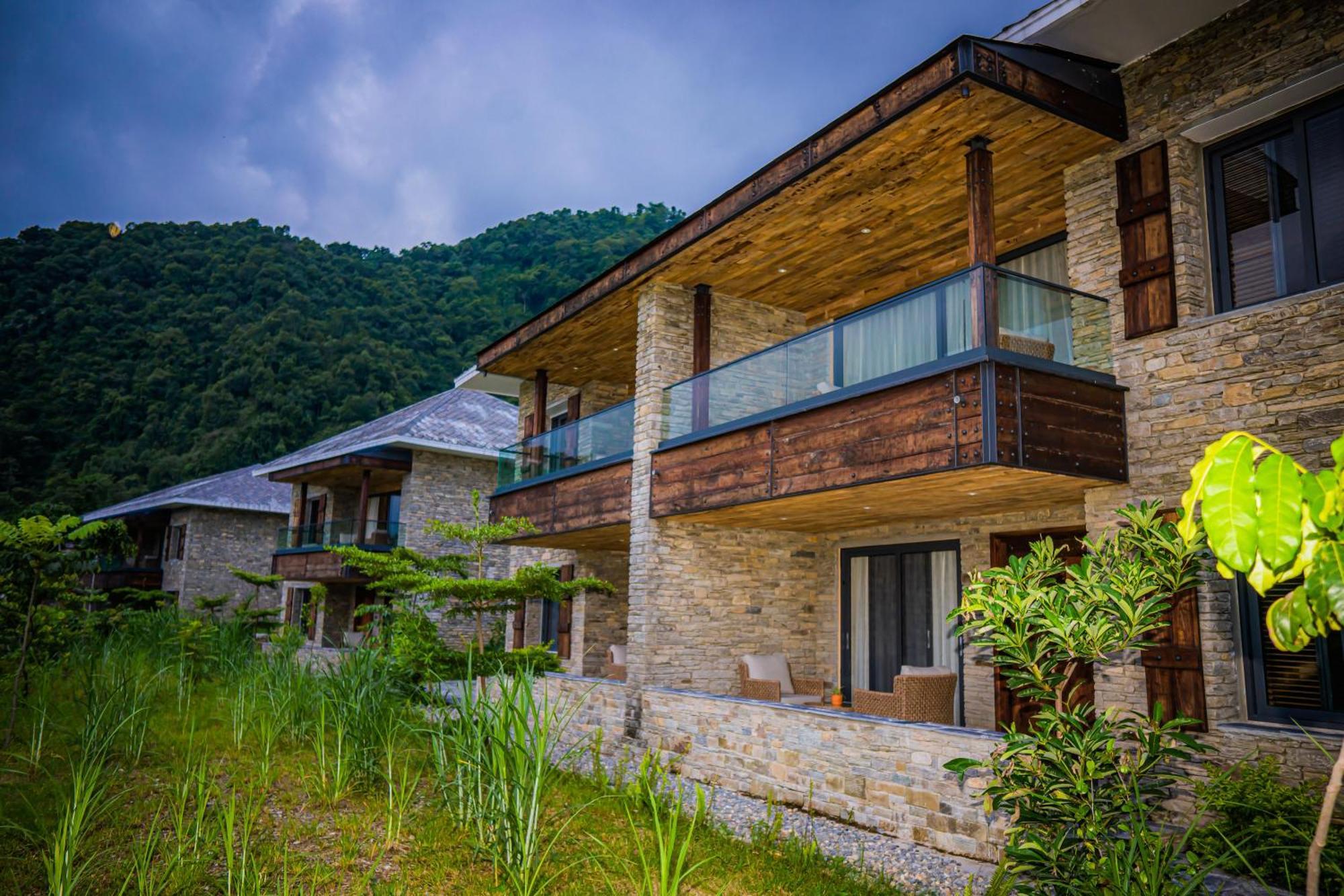 Dorje'S Resort And Spa Похара Екстериор снимка