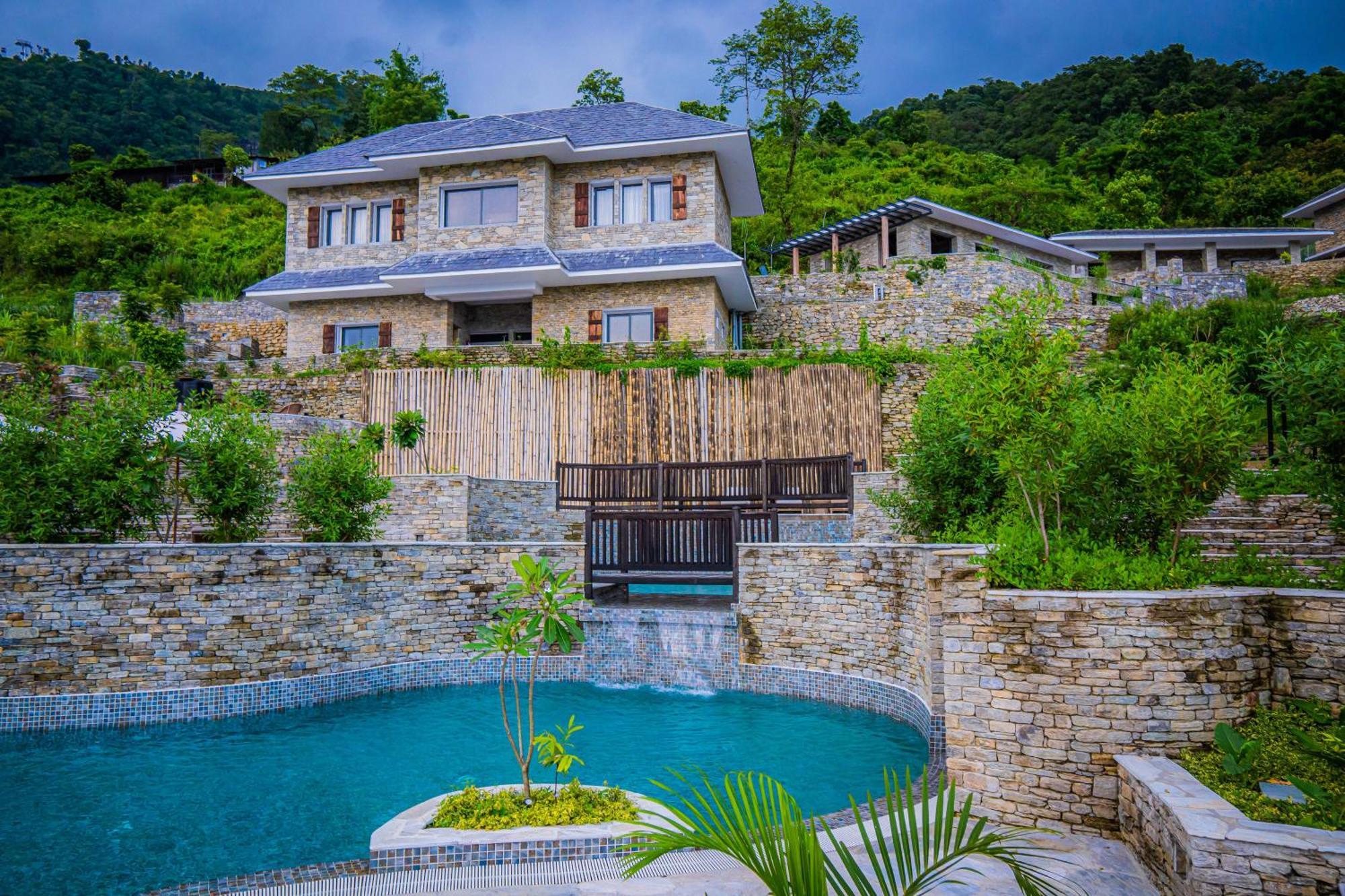 Dorje'S Resort And Spa Похара Екстериор снимка